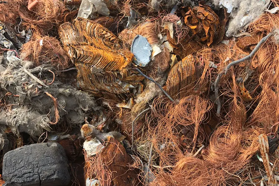 Plants for the treatment of copper scrap