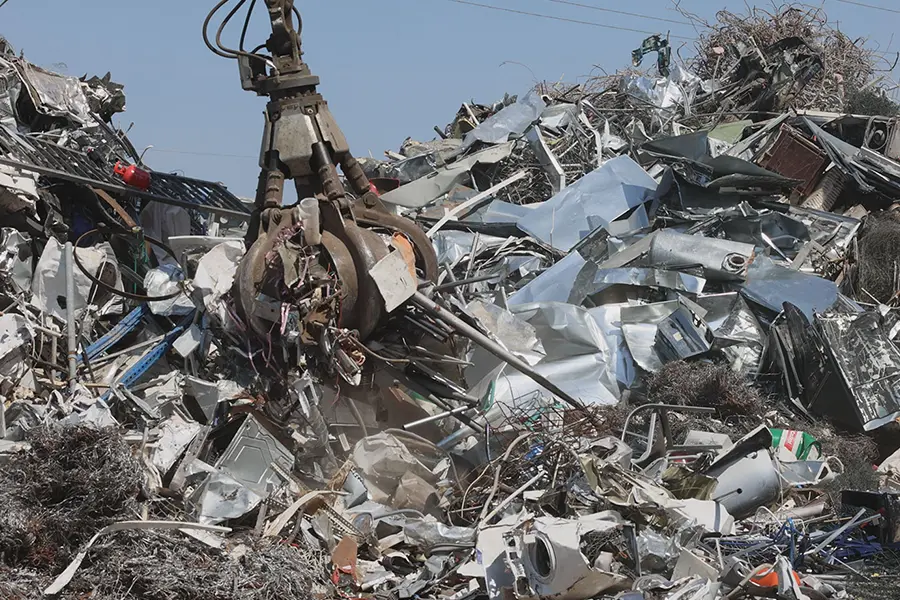 Plants for the treatment of light weight ferrous scrap
