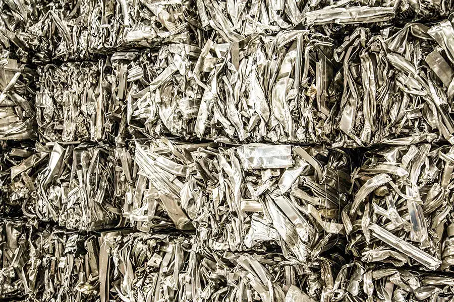 Shredder for aluminum packages